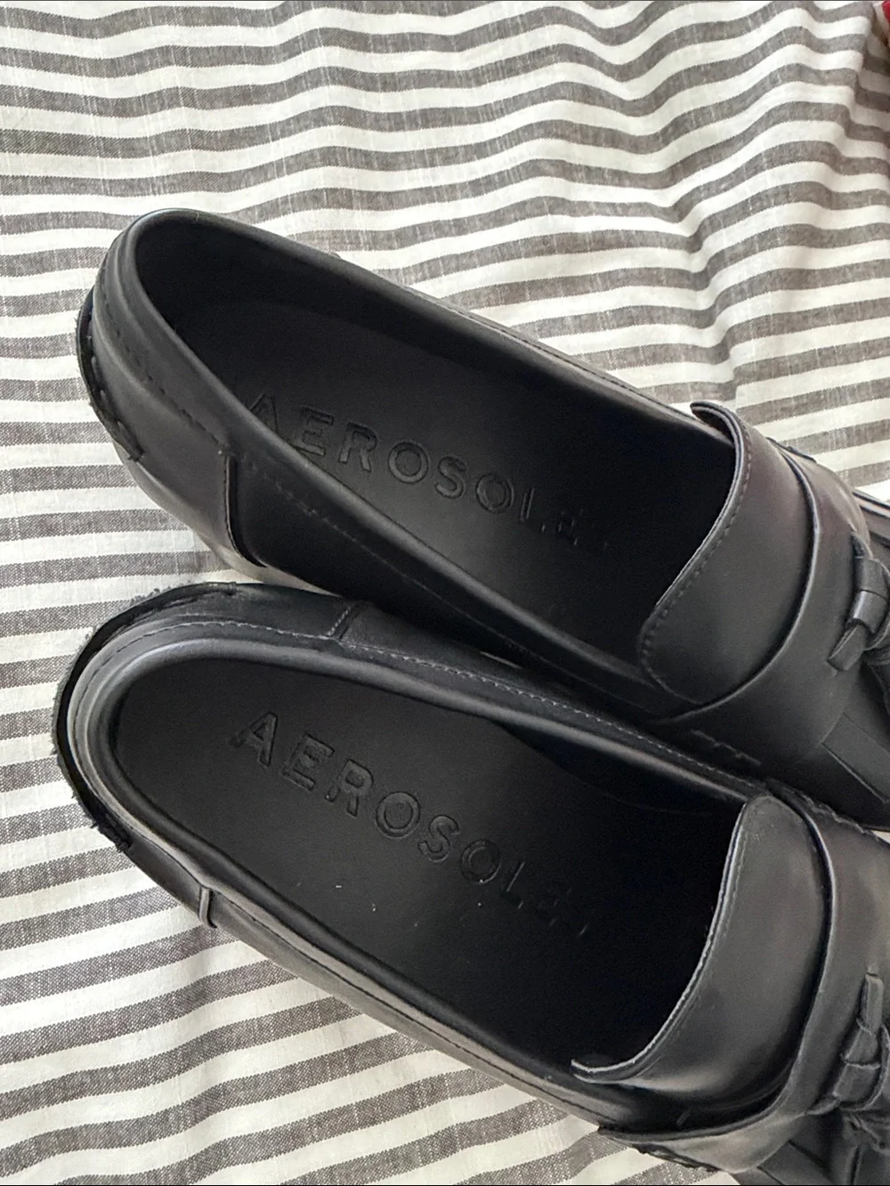 AEROSOLES Black Womens Tassel Loafers Wedges